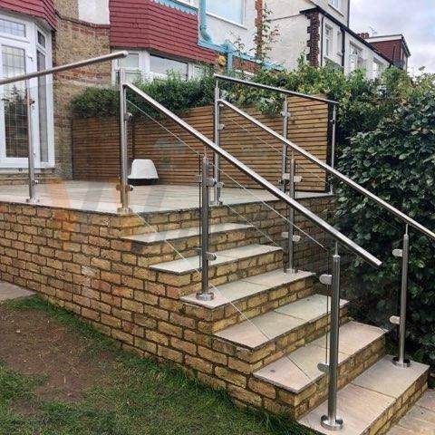 آخرین مورد شرکت RVS بوئزن voor moderne en veilige leuningen en balustrades ️ WinscoMetal!